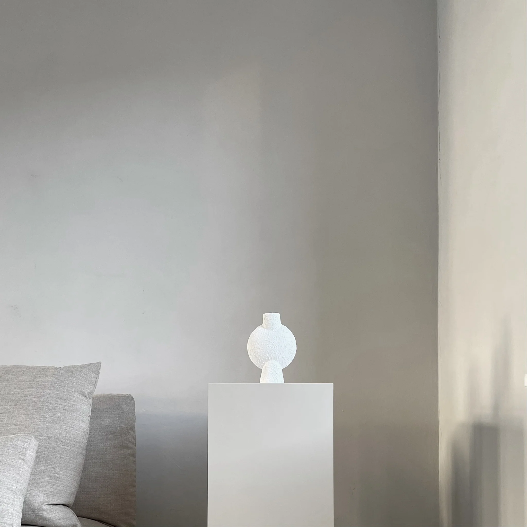 Sphere Vase Bubl, Mini - Bubble White - Image 3